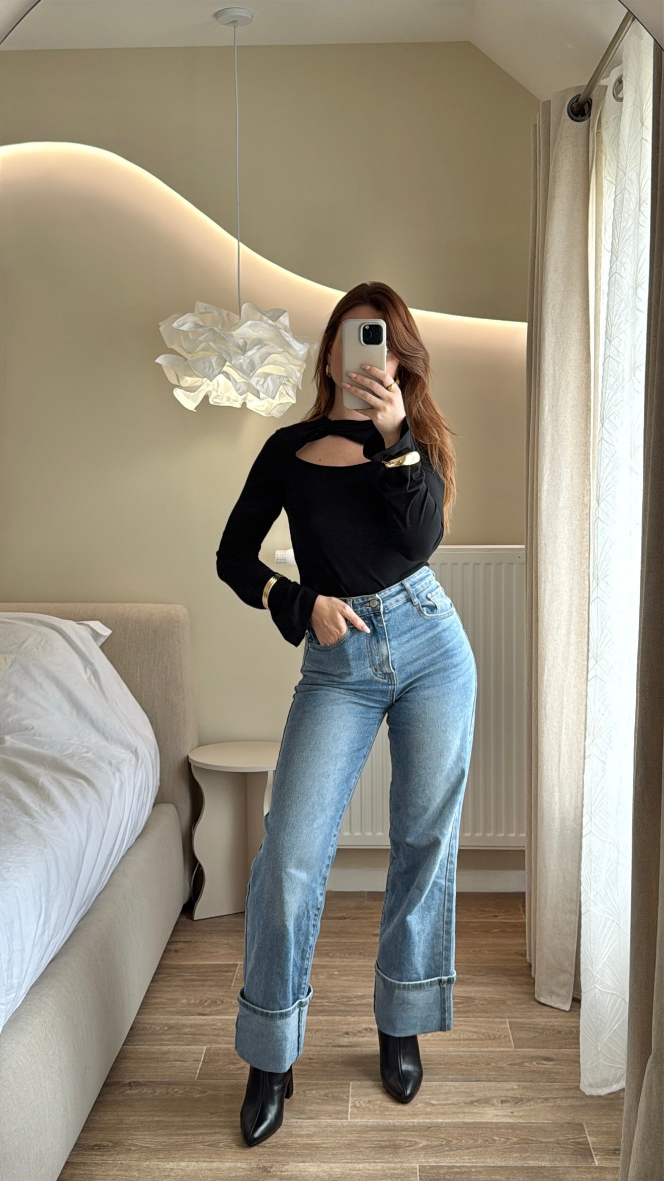 Top CHARLEEN